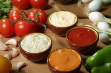 Вкусно и просто: три рецепта домашних соусов, которые дополнят ваши блюда