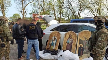 Ничего святого: задержана банда, воровавшая иконы их церквей