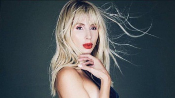 LOBODA презентовала новый сингл "МОЙ"