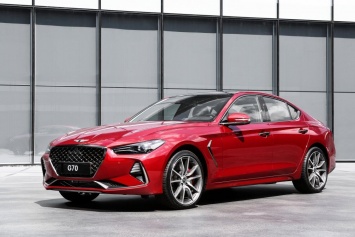 Обновленный Genesis G70 сверкнул двухэтажными фарами (ФОТО)