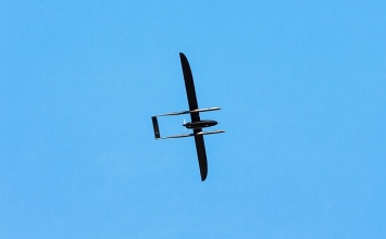 Над Латвией 4-й день летает взбесившийся дрон - пришлось закрыть воздушное пространство страны