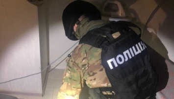 Задержали россиянина, который угрожал взорвать многоэтажку под Киевом