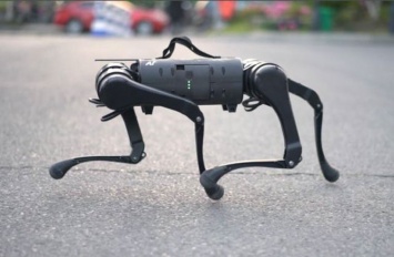 «Китайская» Boston Dynamics представила робопса A1 для совместных пробежек с людьми