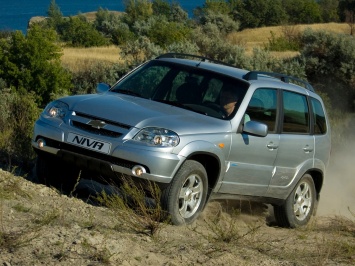 Дилеры GM-АвтоВАЗ прекращают реализацию Chevrolet Niva