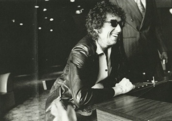 Боб Дилан выложил песню из предстоящего альбома - первого за восемь лет