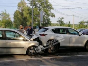 В Днепре на Набережной Победы столкнулись 4 авто: подробности и фото