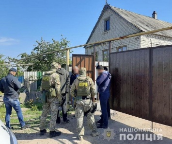 В Запорожской области задержали лидера банды, которого подозревают в вымогательстве у предпринимателей