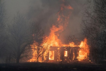 На Черниговщине в сгоревшем доме нашли четыре трупа
