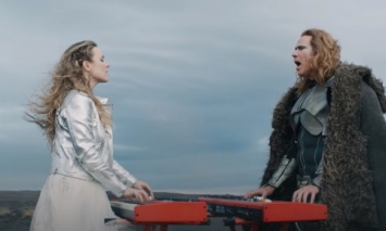 Уилл Феррелл и Рейчел МакАдамс появились в первом ролике комедии о Евровидении от Netflix