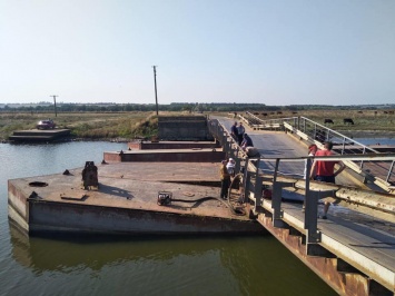 Депутат Николаевского облсовета купил понтонный мост для Снигиревского района, но не может добиться прямого разрешения на установку (ВИДЕО)
