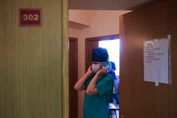 В Псковской области медики рассказали о нехватке средств защиты