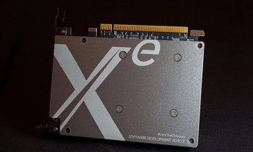 Дискретный графический процессор Intel Xe Gen 12 обладает частотой 1,5 ГГц