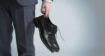"Криворожтеплоцентраль" закупит обуви почти на 300 тысяч