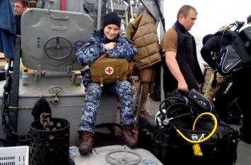 Впервые в истории украинских ВМС: девушка стала военным водолазом