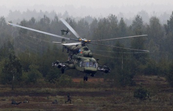 В Подмосковье при крушении вертолета Ми-8 погибли трое военных