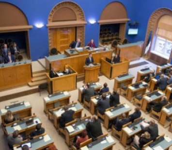 Парламент Эстонии узаконил собственную удаленную работу