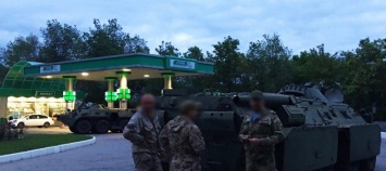 По улицам Донецка ездит военная техника. Боевики заявили о мобилизации своих сил
