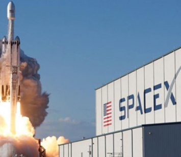 Историческая веха: SpaceX готов отправить людей покорять космос