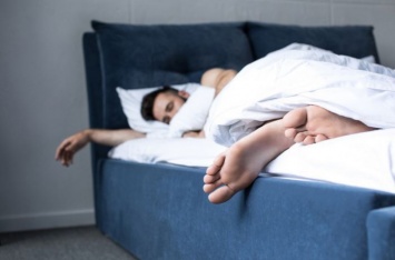 Почему люди спят с одеялом и зимой, и летом
