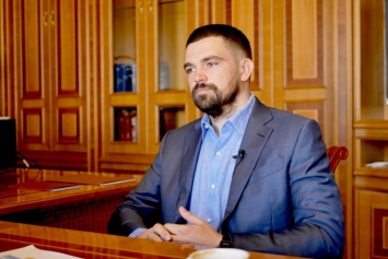 Замглавы ОП пытается протянуть в "Укравтодор" запорожского губернатора - СМИ