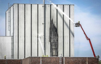В Нидерландах загорелась бывшая АЭС