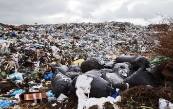 Часть львовского мусора закапывали в сельскохозяйственных землях, - прокуратура