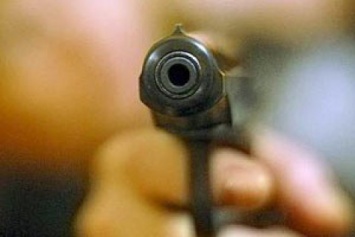 В отеле Кривого Рога девушка ранила прокурора из травматического пистолета, - СМИ