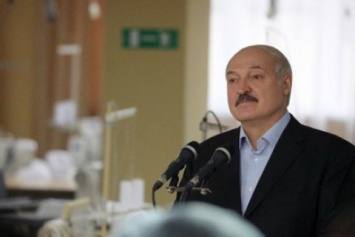 Лукашенко поставил задачу создать белорусскую ракету