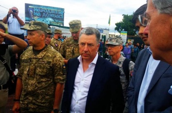 Оккупацией Крыма и Донбасса Россия пытается не допустить вступление Украины в НАТО - Волкер