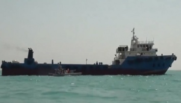 Танкер с бензином прибыл из Ирана в Венесуэлу