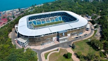 Один из лучших футбольных стадионов Украины продали на аукционе американской компании - СМИ