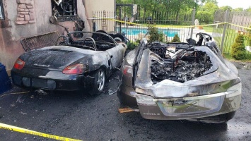 В штате Юта внезапно сгорели Tesla, Porsche и часть дома. Жильцы не знают, почему (ФОТО)