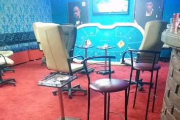 В Кривом Роге правоохранители обнаружили подпольный покерный клуб