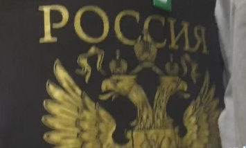 «Какая война? У кого война?»: в Николаеве продавец секонд-хенда весьма интересно отреагировала на продажу футболки с символикой России (ВИДЕО)