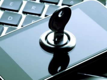 В Госдуме предложили блокировать мобильные приложения с пиратским контентом