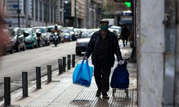 Более половины граждан ЕС испытывают финансовые проблемы из-за пандемии