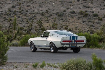 Shelby GT500 Mustang образца 1967 года получил 900-сильный мотор