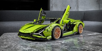 Lego показала модель самого мощного суперкара Lamborghini