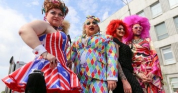 В Киеве отменили гей-парад, но ЛГБТ нашли выход