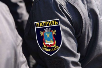 В Николаеве трое полицейских избили мужчину