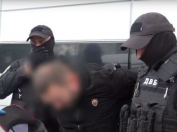 В Харькове полицейские устроили погоню за наркодиллерами, произошла перестрелка