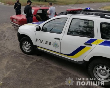 В Запорожской области тормознули автомобиль с наркотиками