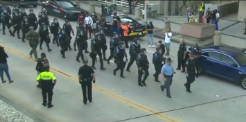 "Черный майдан" в США. Протесты вспыхнули в Атланте, митингующие разгромили штаб-квартиру CNN
