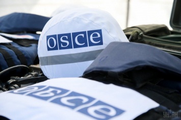 Миссия ОБСЕ попала под обстрел на блокпосту "ЛНР"