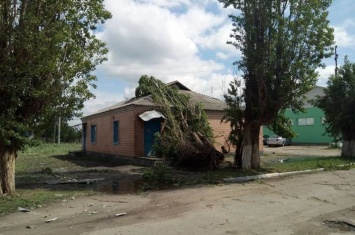 Станично-Луганский район пострадал от непогоды: опубликованы фото