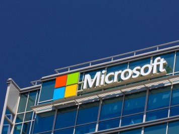 Microsoft планирует заменить своих новостников искусственным интеллектом - СМИ