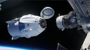 Вторая попытка удалась - SpaceX запустила корабль Crew Dragon с астронавтами на борту(видео)