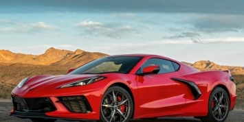 Коврики вместо антикрыла: неравнозначный обмен опциями в новом Corvette