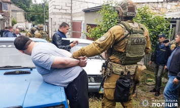 В Николаеве задержали организованную группу наркоторговцев и ликвидировали канал сбыта амфетамина (ФОТО, ВИДЕО)