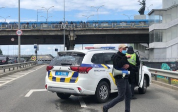 Мост Метро в Киеве угрожали взорвать: что известно на данный момент